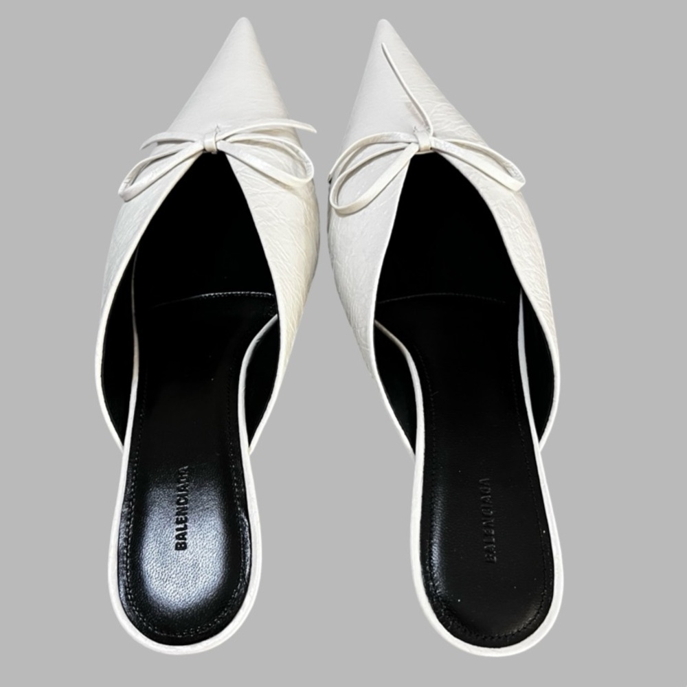 NWT BALENCIAGA Leather Elegant White Mules Size 38 - Picture 2 of 16